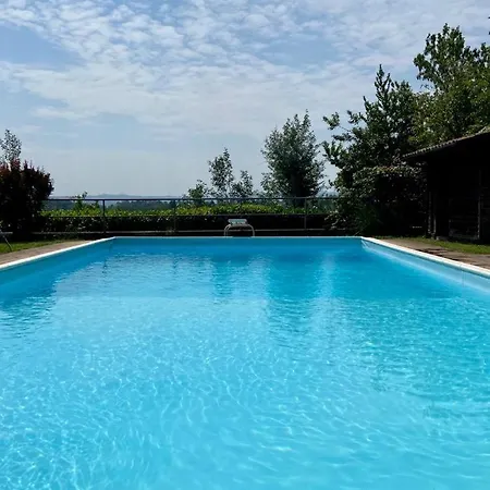 Monferrina - Pool - Unesco Heritage فيلة