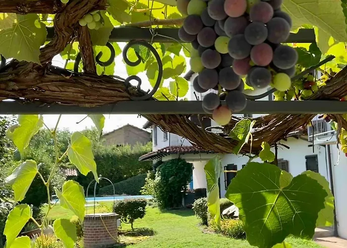 Monferrina - Pool - Unesco Heritage * Vaglio Serra