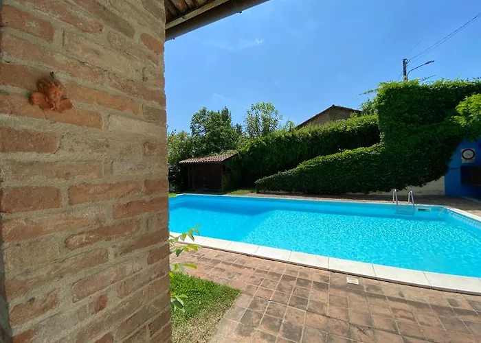 Monferrina - Pool - Unesco Heritage Vaglio Serra