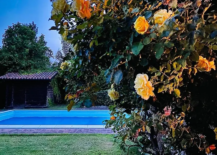 Monferrina - Pool - Unesco Heritage Vaglio Serra